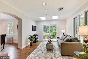 8222 Larry Pl, Chevy Chase, MD 20815 - Photo 5
