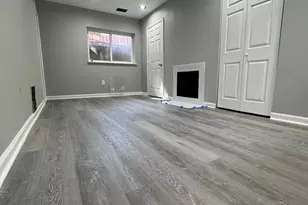 8 Pine Ridge Ct, Germantown, MD 20874 - Photo 9