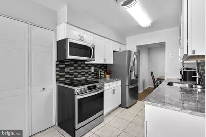 18054 Rolling Meadow Way #259, Olney, MD 20832 - Photo 3