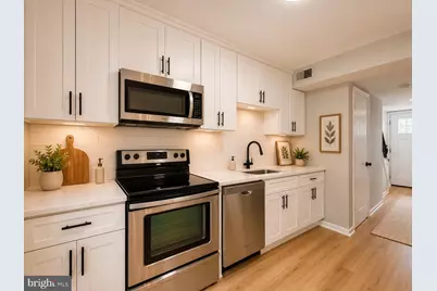 17 Marwood Court, Rockville, MD 20850 - Photo 9