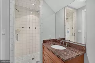 6202 Windward Pl, Bethesda, MD 20816 - Photo 33