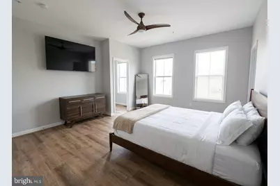 367 Parkview Avenue, Gaithersburg, MD 20878 - Photo 5