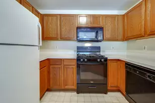 13101 Millhaven Pl, Germantown, MD 20874 - Photo 13