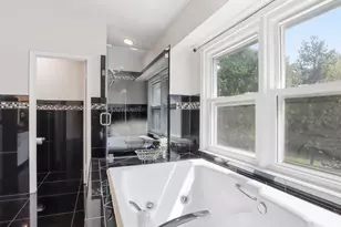 14225 Secluded Ln, North Potomac, MD 20878 - Photo 25