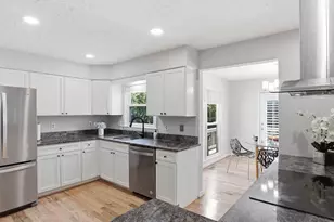 14225 Secluded Ln, North Potomac, MD 20878 - Photo 11