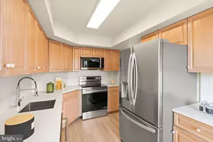 5000 Battery Ln, Bethesda, MD 20814 - Photo 13