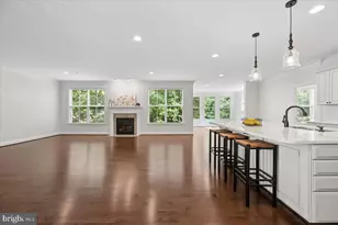 19902 Stearns Ct, Poolesville, MD 20837 - Photo 15
