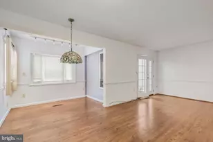 720 Gormley Dr, Rockville, MD 20850 - Photo 19
