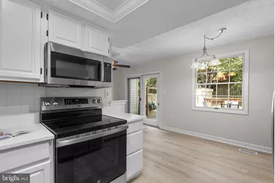 12537 Coral Grove Place, Germantown, MD 20874 - Photo 11