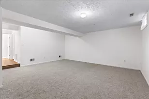 20540 Lowfield Dr, Germantown, MD 20874 - Photo 49