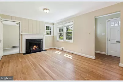 5203 Elsmere Avenue, Bethesda, MD 20814 - Photo 3