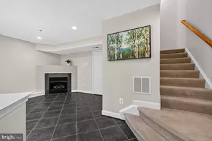 1031 Gaither Rd, Rockville, MD 20850 - Photo 3