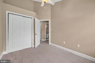 1031 Gaither Rd, Rockville, MD 20850 - Photo 19