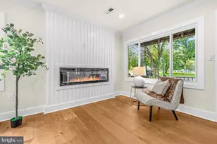 703 Northwest Dr, Silver Spring, MD 20901 - Photo 3