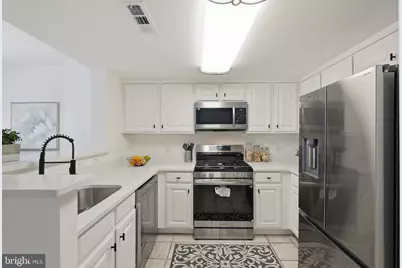 11710 Old Georgetown Road #719, North Bethesda, MD 20852 - Photo 7