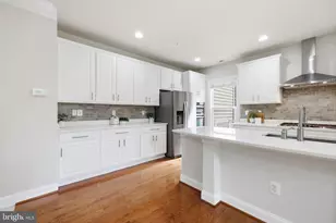 11808 Mango Ln, North Potomac, MD 20878 - Photo 3