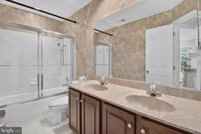 11432 Cedar Ridge Drive, Potomac, MD 20854 - Photo 23