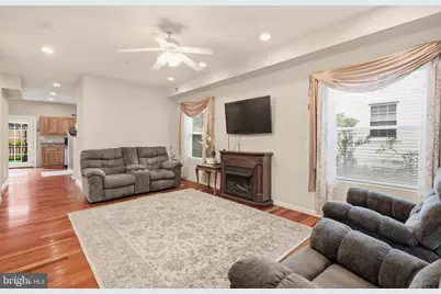 1011 Crawford Drive, Rockville, MD 20851 - Photo 7