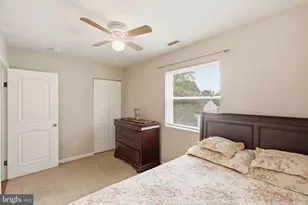 1011 Crawford Dr, Rockville, MD 20851 - Photo 29