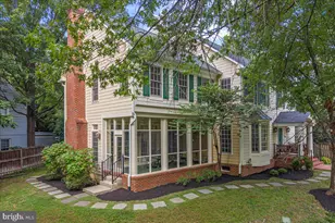 6807 Meadow Ln, Chevy Chase, MD 20815 - Photo 15