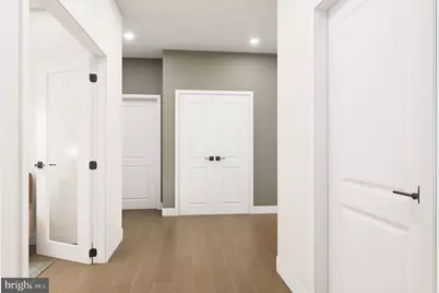 1121 Fortune Terrace #205, Potomac, MD 20854 - Photo 3