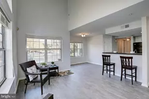 921 Hillside Lake Terrace, Gaithersburg, MD 20878 - Photo 3