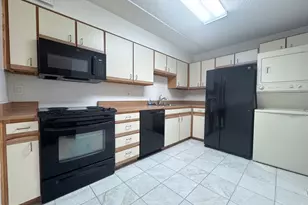 15107 Interlachen Dr, Silver Spring, MD 20906 - Photo 3