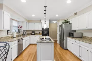 213 Bristol Downs Dr, Gaithersburg, MD 20877 - Photo 17