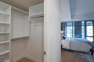 4710 Elm St, Bethesda, MD 20814 - Photo 9