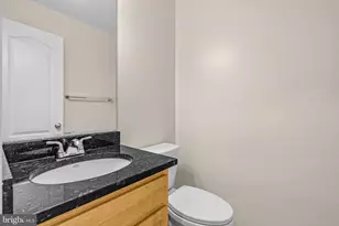 3846 Chesterwood Dr, Silver Spring, MD 20906 - Photo 17