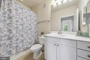 501 Hungerford Dr, Rockville, MD 20850 - Photo 5