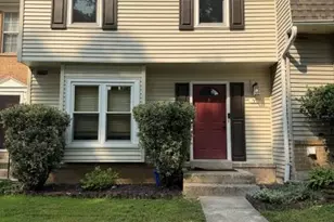9 Climbing Ivy Ct, Germantown, MD 20874 - Photo 1