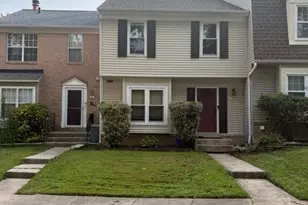 9 Climbing Ivy Ct, Germantown, MD 20874 - Photo 3