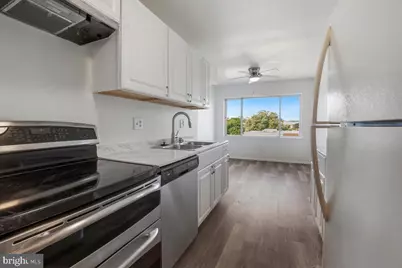 454 Girard Street #373, Gaithersburg, MD 20877 - Photo 5