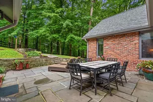 6800 Melody Ln, Bethesda, MD 20817 - Photo 47