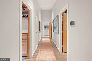 6800 Melody Ln, Bethesda, MD 20817 - Photo 25
