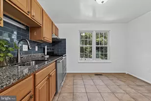 18147 Metz Dr, Germantown, MD 20874 - Photo 5