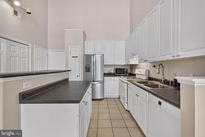501 Hungerford Drive #307, Rockville, MD 20850 - Photo 5
