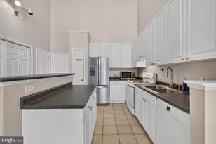 501 Hungerford Dr, Rockville, MD 20850 - Photo 5
