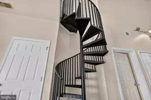501 Hungerford Dr, Rockville, MD 20850 - Photo 11