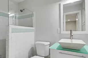 7800 Seven Locks Rd, Bethesda, MD 20817 - Photo 47