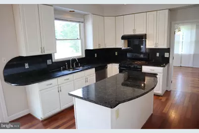 17105 Thatcher Court, Olney, MD 20832 - Photo 3