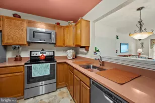 14518 Sorrento Ct, Burtonsville, MD 20866 - Photo 13