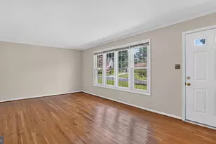 3131 Castleleigh Rd, Silver Spring, MD 20904 - Photo 7