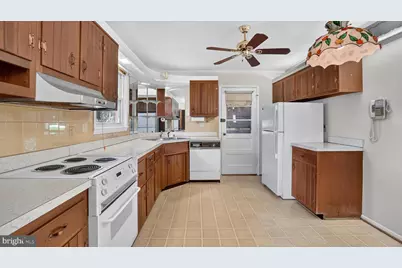 3131 Castleleigh Road, Silver Spring, MD 20904 - Photo 11
