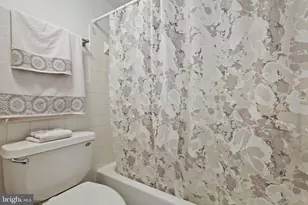 4 Monroe St, Rockville, MD 20850 - Photo 25