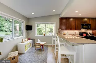 9407 Crosby Rd, Silver Spring, MD 20910 - Photo 15