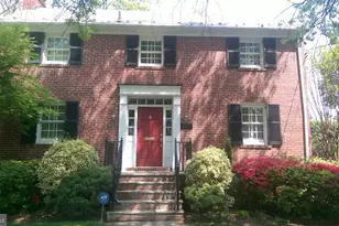 4509 Harling Ln, Bethesda, MD 20814 - Photo 3