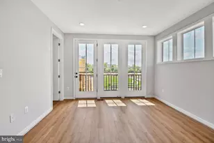 5933 Stonehenge Pl, North Bethesda, MD 20852 - Photo 13