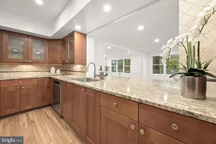 10600 Vantage Ct, Potomac, MD 20854 - Photo 11